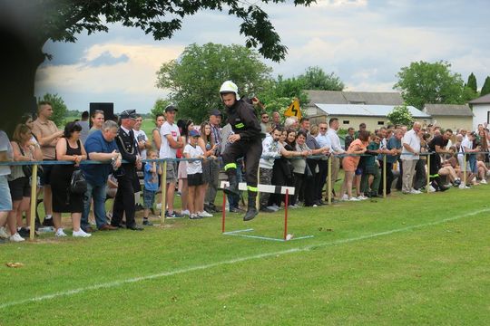 Zawody strażackie w Deszkowicach Pierwszych - galeria zdjęć