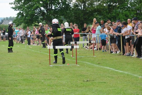 Zawody strażackie w Deszkowicach Pierwszych - galeria zdjęć
