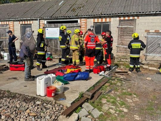 Gm. Hrubieszów: 40-latek stracił równowagę i runął z kilku metrów na beton
