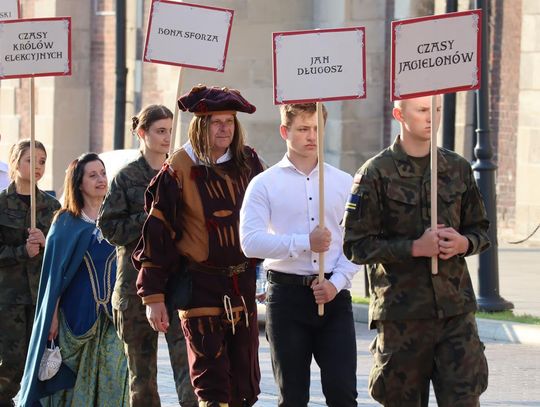 Orszak Dziejów w Zamościu - galeria zdjęć