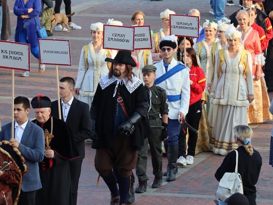 Orszak Dziejów w Zamościu - galeria zdjęć