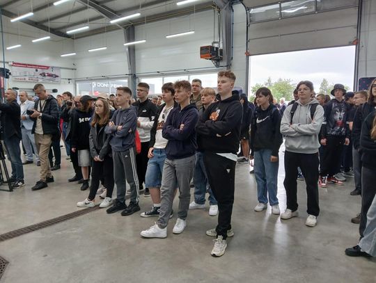 Zawada: „Poznaj zawody przyszłości”. Warsztat Momot promował kształcenie zawodowe