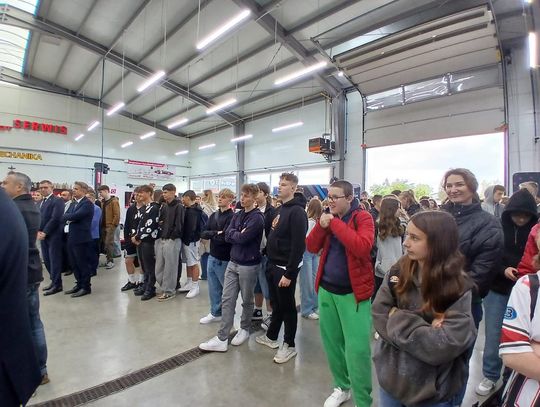 Zawada: „Poznaj zawody przyszłości”. Warsztat Momot promował kształcenie zawodowe