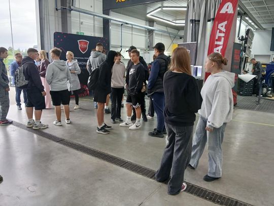 Zawada: „Poznaj zawody przyszłości”. Warsztat Momot promował kształcenie zawodowe