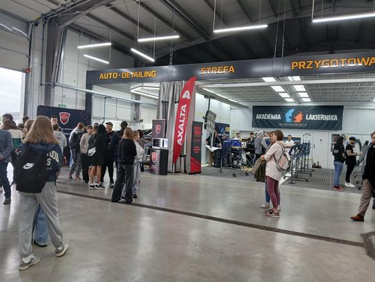 Zawada: „Poznaj zawody przyszłości”. Warsztat Momot promował kształcenie zawodowe