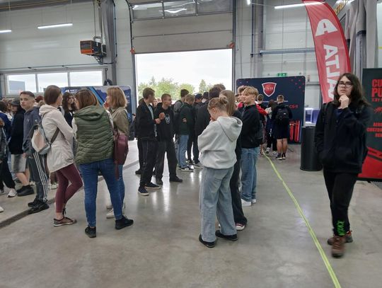 Zawada: „Poznaj zawody przyszłości”. Warsztat Momot promował kształcenie zawodowe