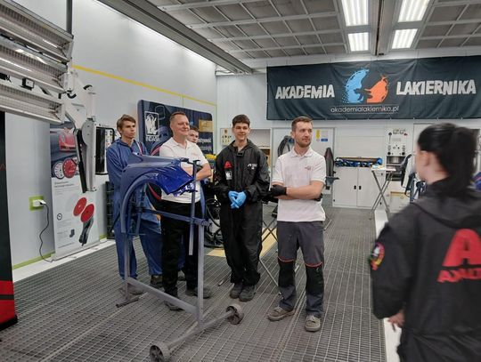 Zawada: „Poznaj zawody przyszłości”. Warsztat Momot promował kształcenie zawodowe