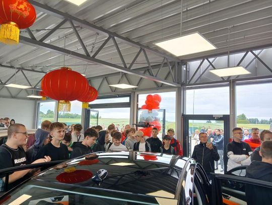 Zawada: „Poznaj zawody przyszłości”. Warsztat Momot promował kształcenie zawodowe