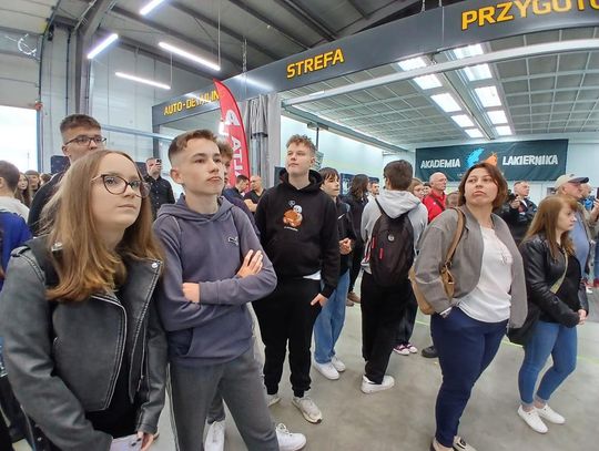 Zawada: „Poznaj zawody przyszłości”. Warsztat Momot promował kształcenie zawodowe