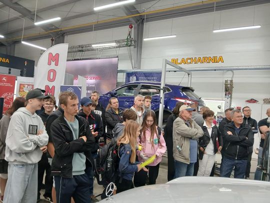 Zawada: „Poznaj zawody przyszłości”. Warsztat Momot promował kształcenie zawodowe