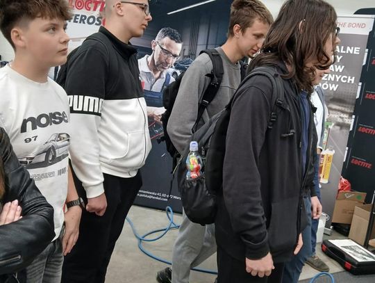 Zawada: „Poznaj zawody przyszłości”. Warsztat Momot promował kształcenie zawodowe