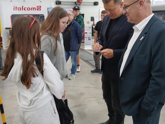 Zawada: „Poznaj zawody przyszłości”. Warsztat Momot promował kształcenie zawodowe