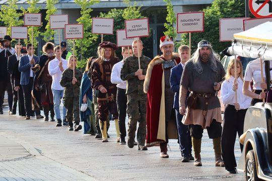 Orszak Dziejów w Zamościu - galeria zdjęć