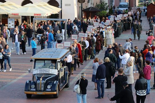 Orszak Dziejów w Zamościu - galeria zdjęć