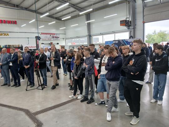 Zawada: „Poznaj zawody przyszłości”. Warsztat Momot promował kształcenie zawodowe Zawada: „Poznaj zawody przyszłości”. Warsztat Momot promował kształcenie zawodowe