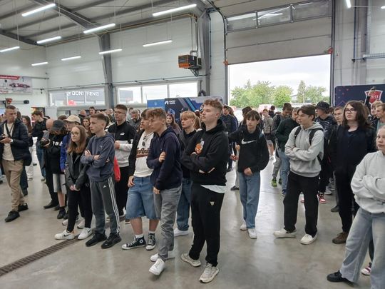 Zawada: „Poznaj zawody przyszłości”. Warsztat Momot promował kształcenie zawodowe