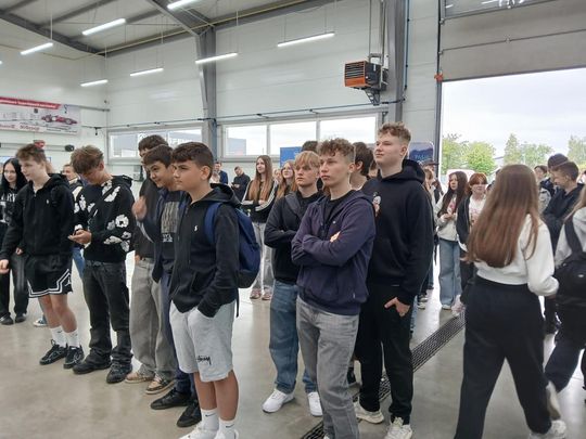 Zawada: „Poznaj zawody przyszłości”. Warsztat Momot promował kształcenie zawodowe Zawada: „Poznaj zawody przyszłości”. Warsztat Momot promował kształcenie zawodowe