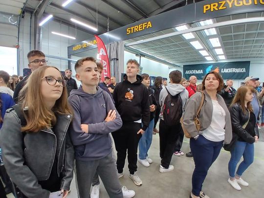 Zawada: „Poznaj zawody przyszłości”. Warsztat Momot promował kształcenie zawodowe Zawada: „Poznaj zawody przyszłości”. Warsztat Momot promował kształcenie zawodowe