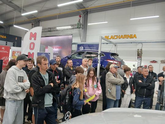 Zawada: „Poznaj zawody przyszłości”. Warsztat Momot promował kształcenie zawodowe Zawada: „Poznaj zawody przyszłości”. Warsztat Momot promował kształcenie zawodowe