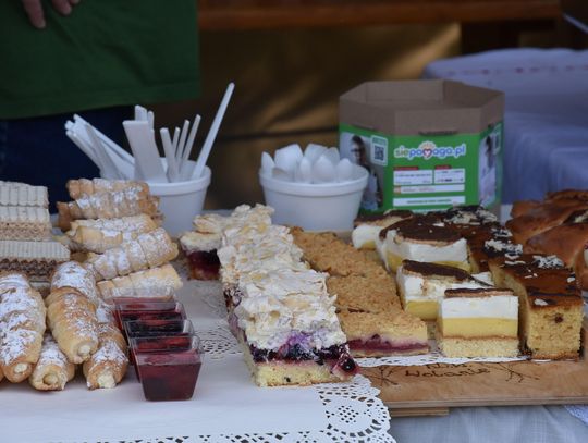 Turnieju Wsi. Hasło tegorocznej imprezy brzmiało „Cygańskim taborem do Okrągłego".