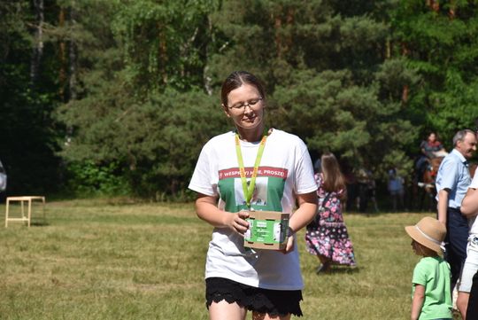 Turnieju Wsi. Hasło tegorocznej imprezy brzmiało „Cygańskim taborem do Okrągłego".