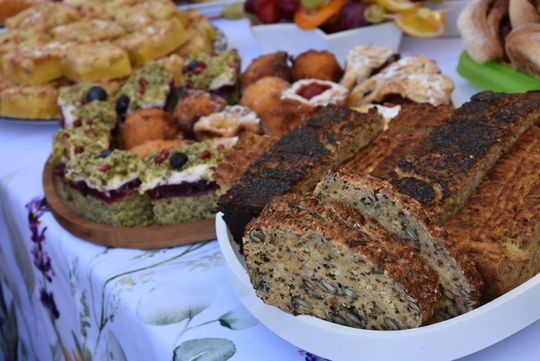 Turnieju Wsi. Hasło tegorocznej imprezy brzmiało „Cygańskim taborem do Okrągłego".