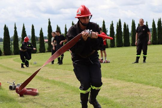 Gminne Zawody Sportowo-Pożarnicze w Czerniczynie - galeria zdjęć