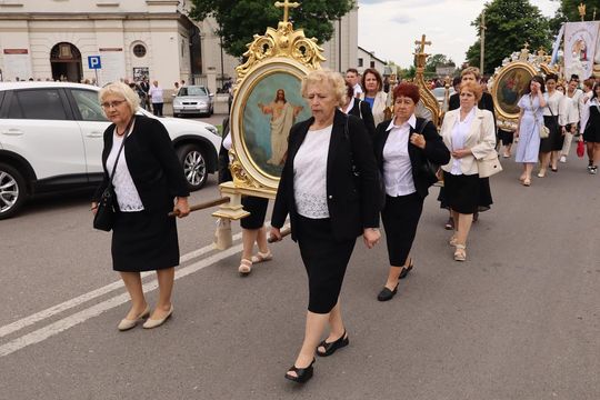 Boże Ciało 2025. Procesja w Zamościu - galeria zdjęć Boże Ciało 2025. Procesja w Zamościu - galeria zdjęć