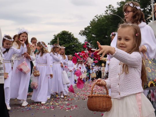 Boże Ciało 2025. Procesja w Zamościu - galeria zdjęć Boże Ciało 2025. Procesja w Zamościu - galeria zdjęć
