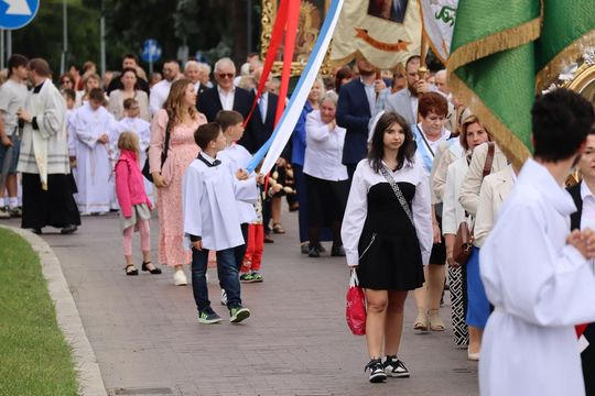 Boże Ciało 2025. Procesja w Zamościu - galeria zdjęć