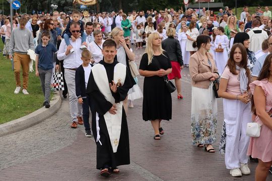 Boże Ciało 2025. Procesja w Zamościu - galeria zdjęć Boże Ciało 2025. Procesja w Zamościu - galeria zdjęć
