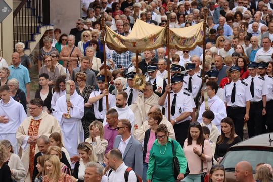 Boże Ciało 2025. Procesja w Zamościu - galeria zdjęć