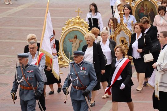 Boże Ciało 2025. Procesja w Zamościu - galeria zdjęć