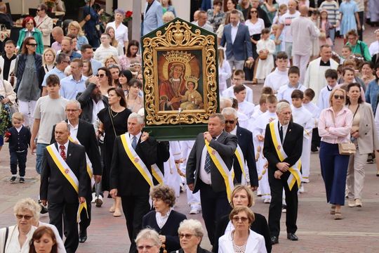 Boże Ciało 2025. Procesja w Zamościu - galeria zdjęć Boże Ciało 2025. Procesja w Zamościu - galeria zdjęć