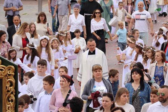 Boże Ciało 2025. Procesja w Zamościu - galeria zdjęć Boże Ciało 2025. Procesja w Zamościu - galeria zdjęć