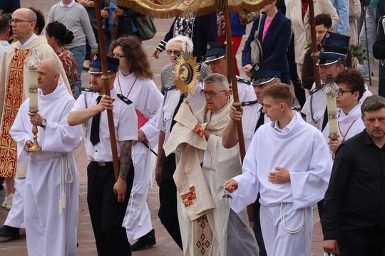 Boże Ciało 2025. Procesja w Zamościu - galeria zdjęć Boże Ciało 2025. Procesja w Zamościu - galeria zdjęć