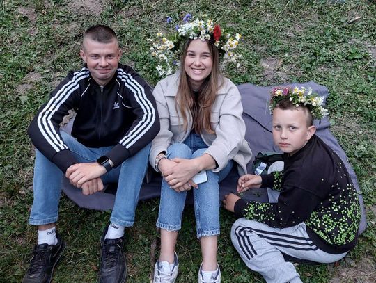 Magiczna Noc Świętojańska w Zamościu – taniec, ogień i śpiew przyciągnęły tłumy do Parku Miejskiego