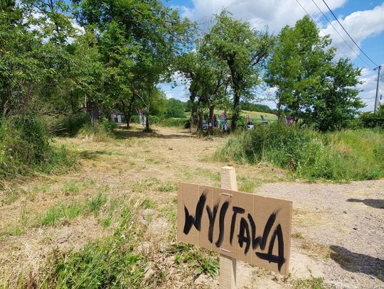 Zakłodzie: Plenerowa wystawa poświęcona muzyce. Festiwal Roztrąb 2025