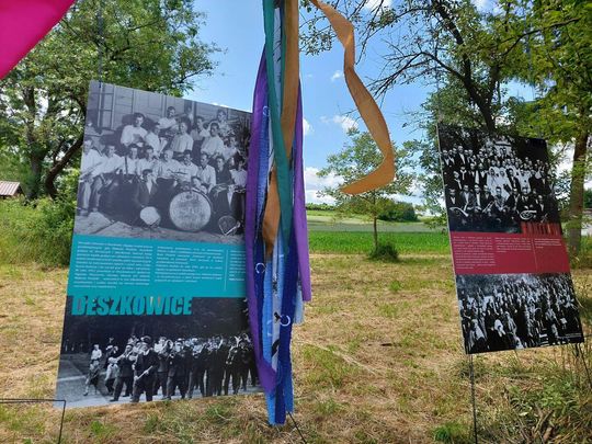 Zakłodzie: Plenerowa wystawa poświęcona muzyce. Festiwal Roztrąb 2025