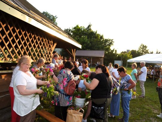 Spotkanie Kół Gospodyń Wiejskich z gminy Lubycza Królewska z sobótkowym akcentem.
