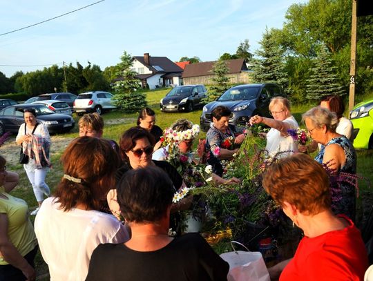 Spotkanie Kół Gospodyń Wiejskich z gminy Lubycza Królewska z sobótkowym akcentem.
