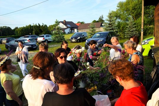 Spotkanie Kół Gospodyń Wiejskich z gminy Lubycza Królewska z sobótkowym akcentem.