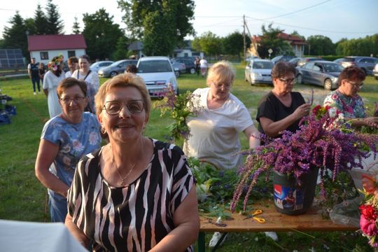 Spotkanie Kół Gospodyń Wiejskich z gminy Lubycza Królewska z sobótkowym akcentem.