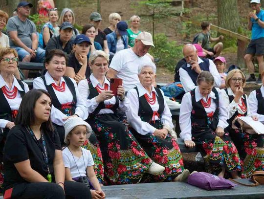 Śpiewający rajd pieszy pod nazwą „Z Szumów nad Morze” [FOTORELACJA]