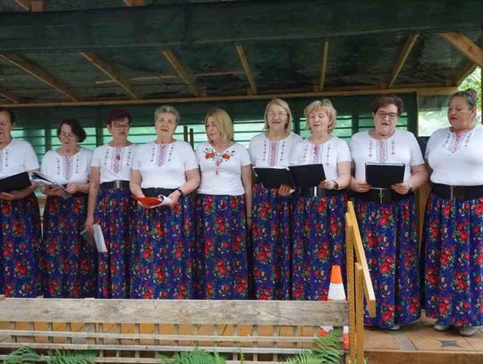 Śpiewający rajd pieszy pod nazwą „Z Szumów nad Morze”