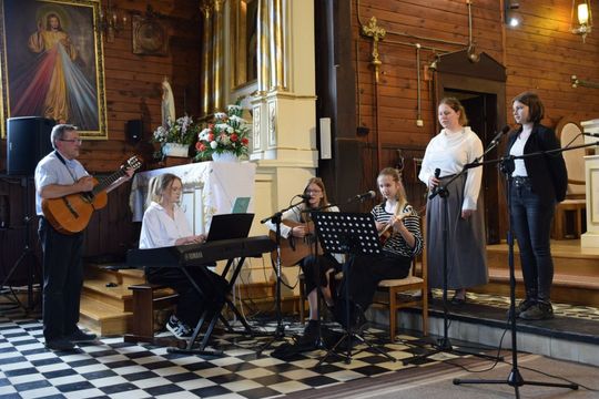 Przegląd Pieśni ku Czci Serca Jezusowego.