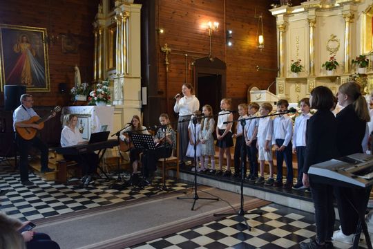 Przegląd Pieśni ku Czci Serca Jezusowego.