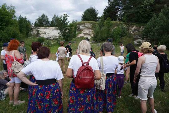Śpiewający rajd pieszy pod nazwą „Z Szumów nad Morze”