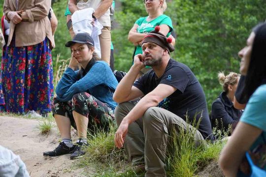 Śpiewający rajd pieszy pod nazwą „Z Szumów nad Morze”