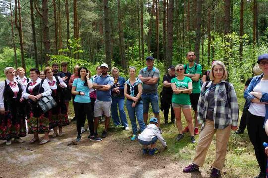 Śpiewający rajd pieszy pod nazwą „Z Szumów nad Morze”